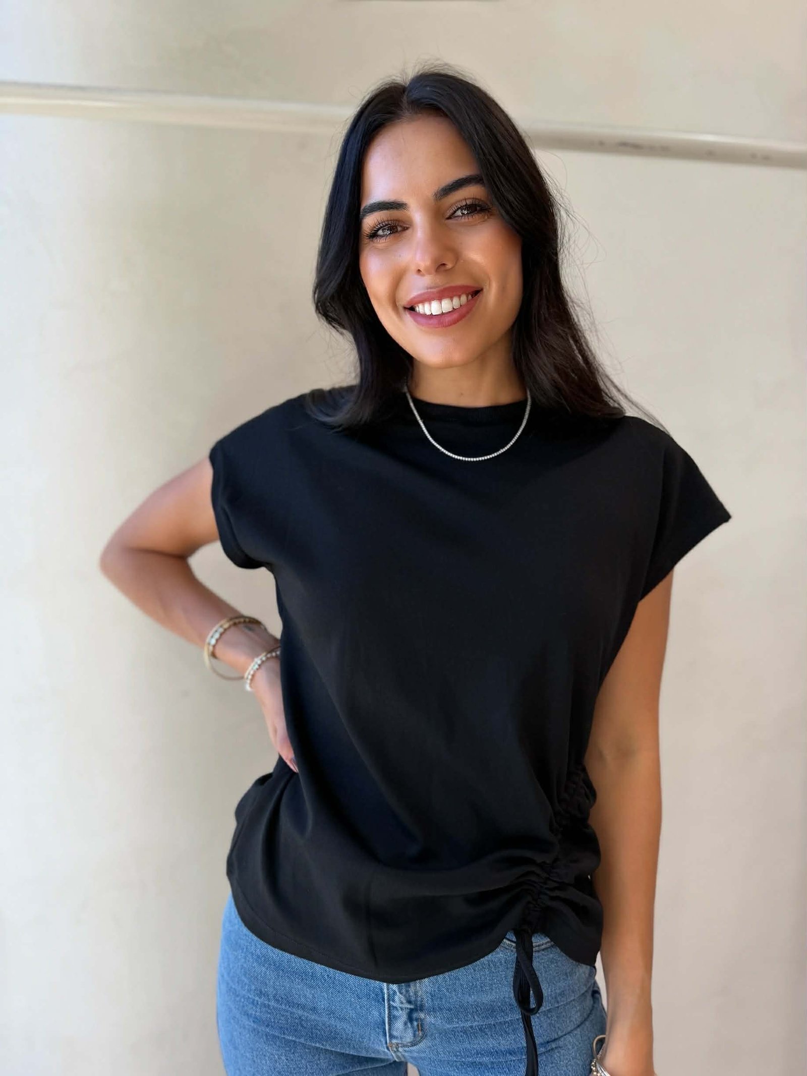 DRAWSTRING TEE-BLACK
